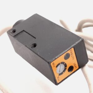 CAPTEUR PHOTOELECTRIQUE A REFLEXION DIRECTE / E3S-DS10E41 / E3R-DS30E4