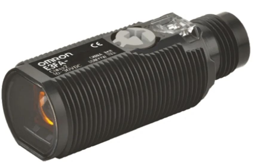 Capteur photoélectrique Omron Détection d'un objet transparent LED, Cylindrique M12 à 4 broches PnP Non