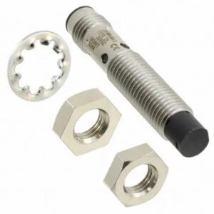 Capteur de proximité inductif Omron Baril fileté, M8 x 1 E2B PnP 30 mm 30 V c.c. 200mA
