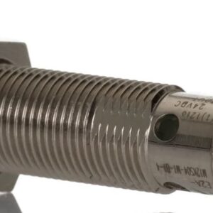 Capteur de proximité inductif Omron Baril fileté, M12 E2A PnP 4 mm 240 V c.a. 32 V c.c. 200mA