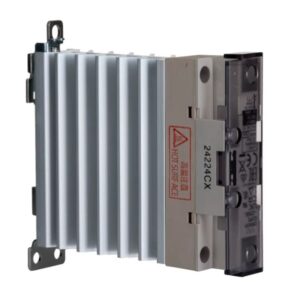 Relais statique Omron G3PE, Rail DIN, 240 V c.a., 25 A, 24V
