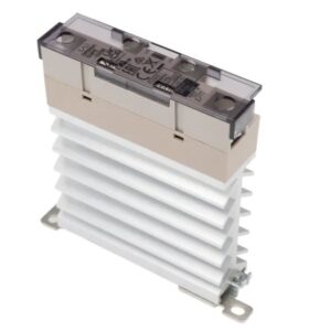 Relais statique Omron G3PE, Rail DIN/vis, 264 V c.a., 25 A, 24V c.c.