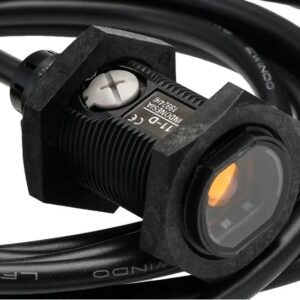 Capteur photoélectrique Omron Réflexion directe LED, Cylindrique Câble NPN Non