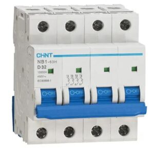 Disjoncteur miniature NB1, 32A CHINT 4 pôles Type D 480V c.a. 480 V c.c., pouvoir de coupure 10 kA