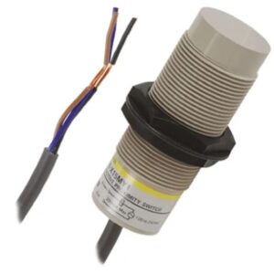 Capteur capacitif de proximité Omron Baril fileté E2K-X, M18 x 1 8 mm 200mA PnP 250 V c.a. 30 V c.c.