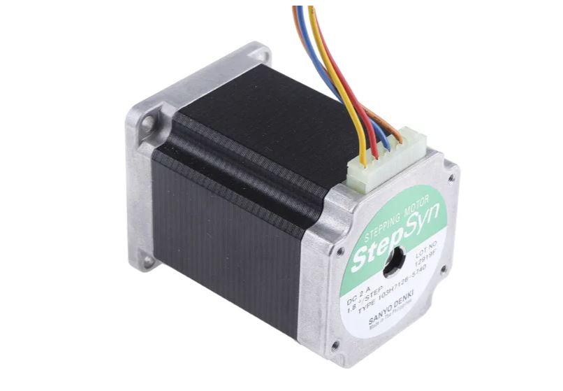 Moteur pas -à-pas 103H7 Bipolaire Sanyo Denki 1.6Nm 24V 1.8 ° 56 x 56 mm, dia.de l'arbre 6.35 mm