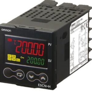 Régulateur de température PID Omron E5CN Panneau contrôleur 2-PID, PID, On-Off, 2 sorties 2 entrées, Relais 240V c.a.