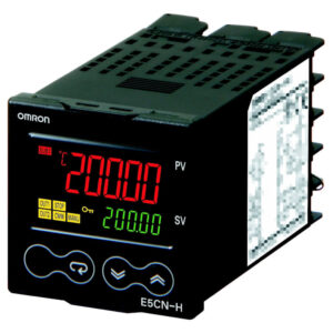 Régulateur de température PID Omron E5CN Panneau PID, On-Off, contrôleur 2-PID, 2 sorties 2 entrées, Linéaire,
