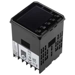 Régulateur de température PID Omron E5CD Panneau Contrôleur PID, 2 sorties 2 entrées, Tension 24V c.a. / V c.c.