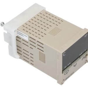 Régulateur de température PID Omron E5CS Panneau On-Off, 1 sorties 1 entrées, Relais 240V c.a.